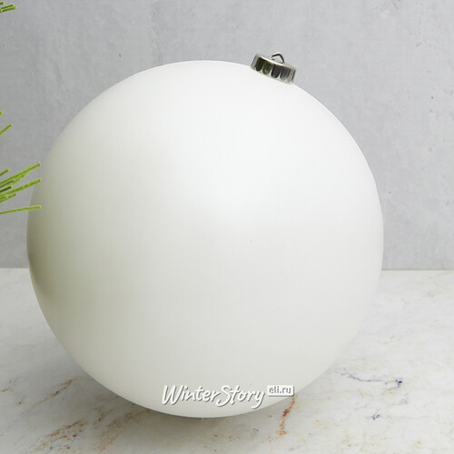 Пластиковый шар 20 см белый матовый Winter Deco