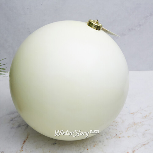 Пластиковый шар 20 см молочный глянцевый Winter Deco