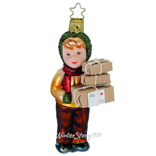 Стеклянная елочная игрушка Мальчик Эндрю с посылками 12 см, подвеска Inge Glas