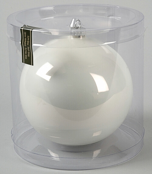 Стеклянный глянцевый елочный шар Royal Classic 15 см белый Kaemingk