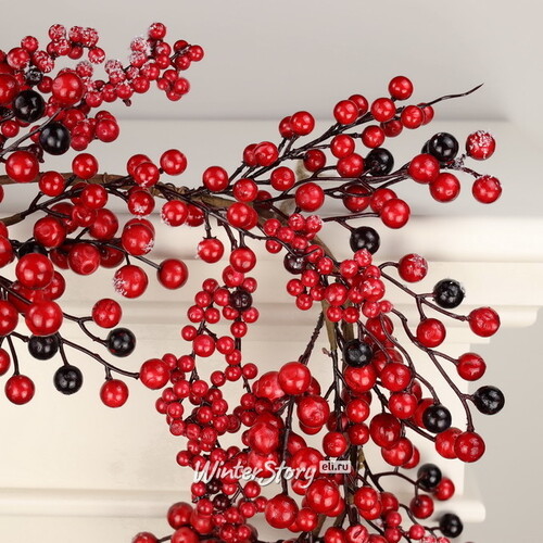 Декоративная гирлянда с красными ягодами Редберри 260 см, заснеженная Christmas Deluxe