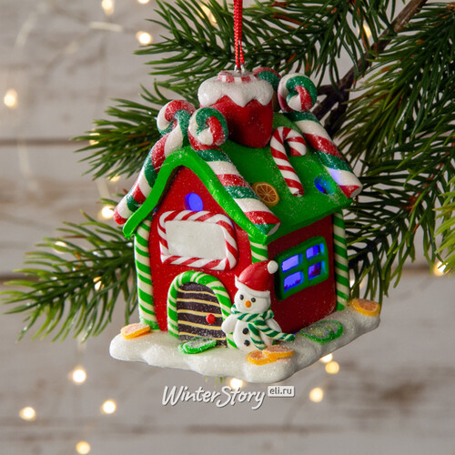 Елочное украшение "Пряничный домик со Снеговиком" красный, с подсветкой, 6*6*9 см, подвеска Forest Market