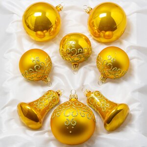 Набор стеклянных елочных игрушек Грация золотой, 8 шт, подвеска Фабрика Елочка фото 1