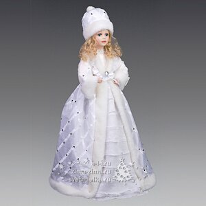 Снегурочка в белоснежной шубке и шапке с серебряными пайетками 61 см Holiday Classics фото 1