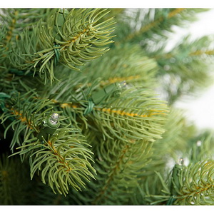 Русская красавица с лампочками