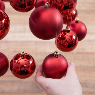 Висящая елка