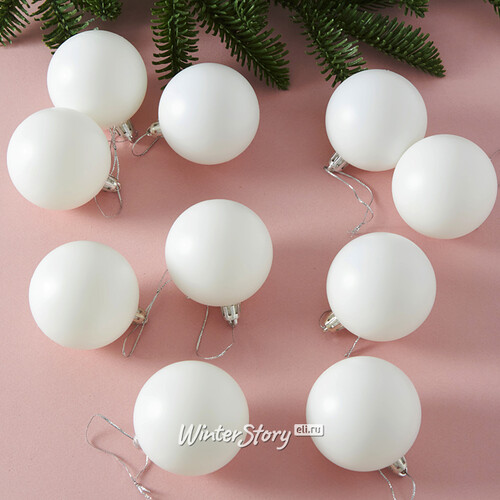 Набор пластиковых шаров Liberty 6 см, 10 шт, белый матовый Winter Deco