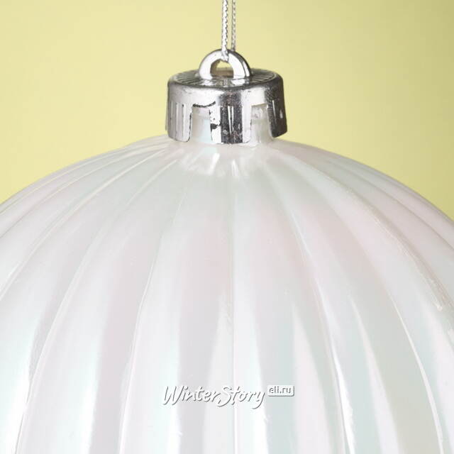Елочный шар Volistra 15 см белый перламутр, пластик Winter Deco