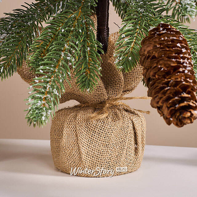 Елка настольная 50 см Фанни, с ягодами, шишками и звездами в мешочке, литая 100% Winter Deco