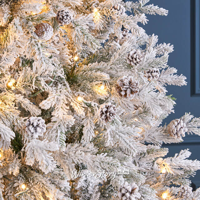 Искусственная елка с лампочками Кедровая заснеженная 240 см, 450 теплых белых LED ламп, ЛИТАЯ + ПВХ Winter Deco