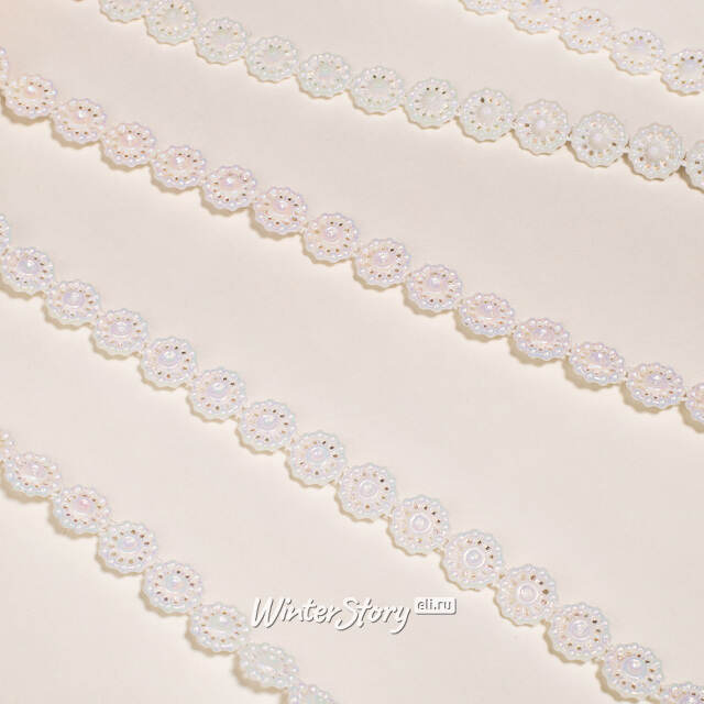 Бусы на елку Vintage Lace - White 270 см, пластиковые Winter Deco