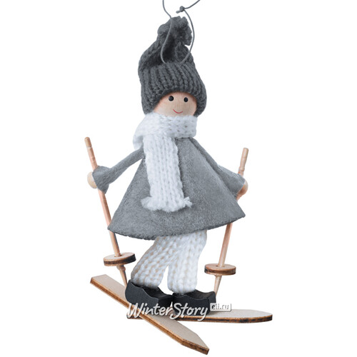 Елочная игрушка Девочка Бри на лыжах 11 см в сером наряде, подвеска Hogewoning