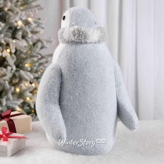 Декоративная фигура Пингвин Шелди в шарфе - Ice Heart 38 см Christmas Deluxe