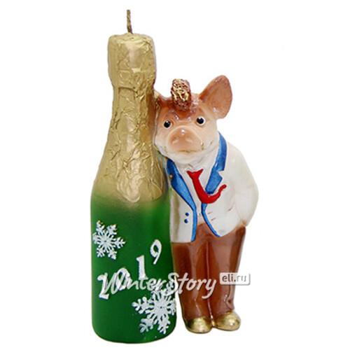 Свеча Мистер Свин с шампанским 15 см в коричневых брюках Снегурочка