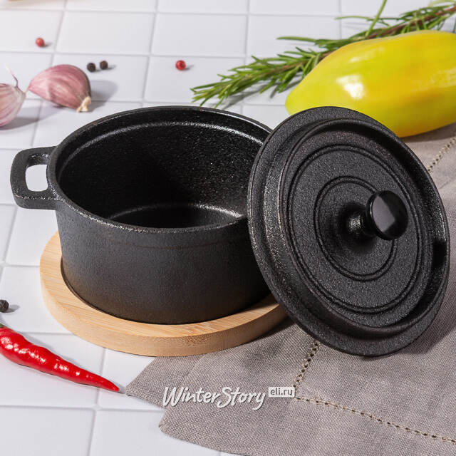 Кокотница чугунная с крышкой Тарти на бамбуковой подставке 10*8 см Koopman (Купман)