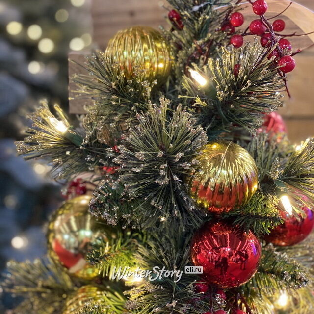 Искусственная настенная елка Dakota заснеженная 91 см, 50 теплых белых LED ламп на батарейках, ЛЕСКА + ПВХ National Tree Company