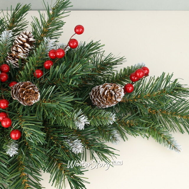 Хвойная композиция Сказка заснеженная 76 см с шишками и ягодами, ПВХ National Tree Company