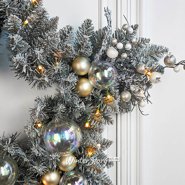 Хвойное украшение с лампочками Christmas Star 66 см, 35 теплых белых ламп, на батарейках, ПВХ A Perfect Christmas