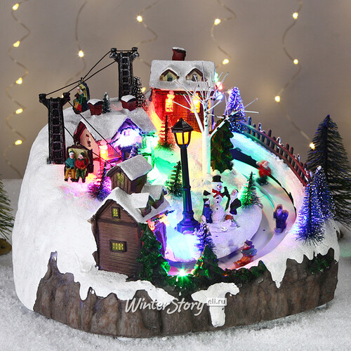 Новогодняя музыкальная композиция Альпийская Деревушка 26*20 см с LED подсветкой и движением Kaemingk