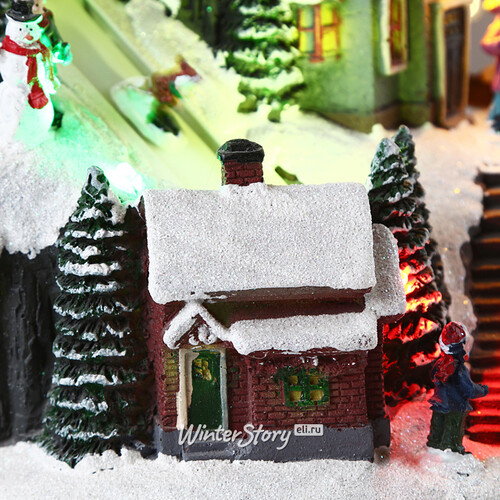 Светящаяся композиция Рождественский Альпхофен 30*21 см, с движением и музыкой Kaemingk