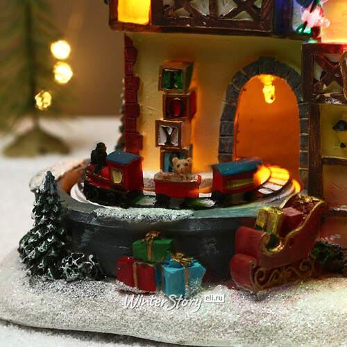 Светящийся новогодний домик Christmas Village: Магазин игрушек в Оберштайне 21*20 см, на батарейках Kaemingk