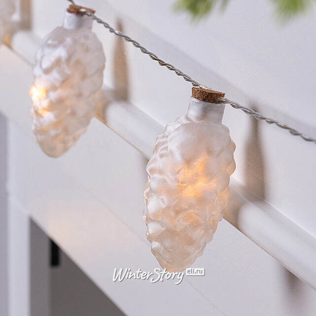 Светодиодная гирлянда Шишки - Perfecto 1.75 м, 8 теплых белых LED ламп, прозрачный ПВХ, на батарейках, IP20 Kaemingk