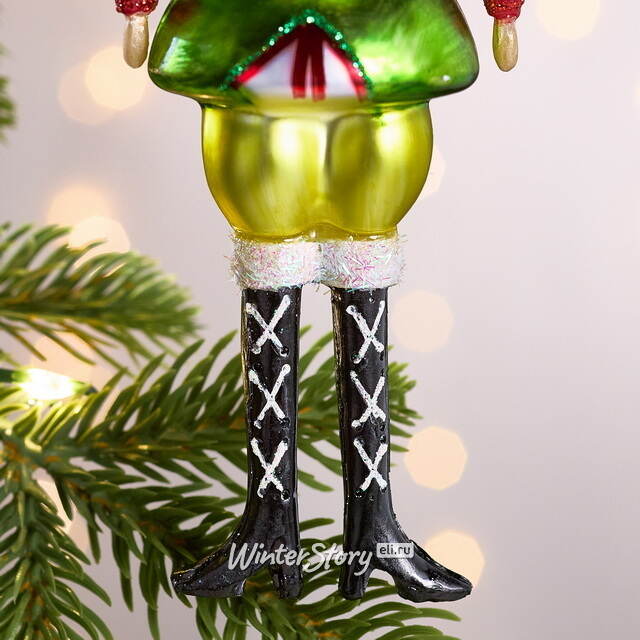 Елочная игрушка Щелкунчик из королевства Эбонлунд 21 см зеленый, стекло Winter Deco