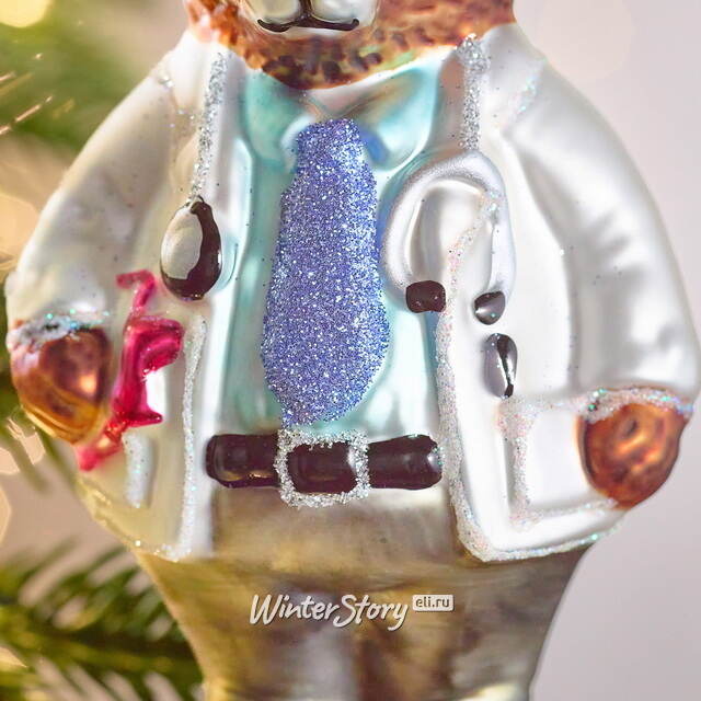 Елочная игрушка Медведь Кристофер в костюме доктора 13 см, стекло Winter Deco