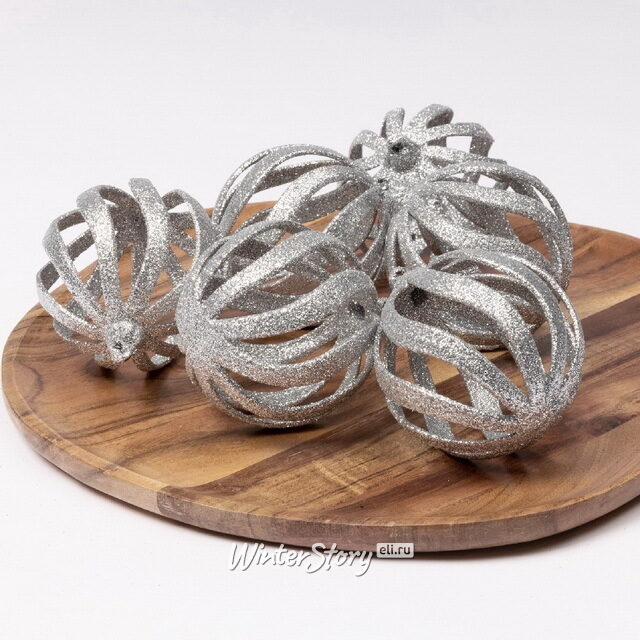 Набор пластиковых шаров Silver Glossy 8 см, 6 шт Kaemingk