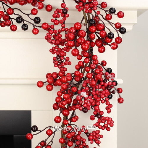 Декоративная гирлянда с красными ягодами Редберри 260 см, заснеженная Christmas Deluxe