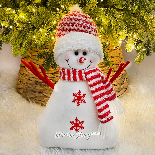 Декоративная фигура Снеговичок Лукас в полосатой шапочке 32 см Christmas Deluxe (Кристмас Делюкс)