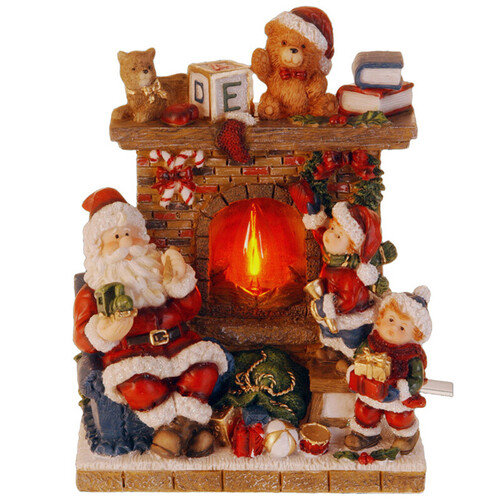 Светящаяся композиция У камина - Санта с ребятишками 20 см Koopman