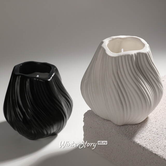 Свеча в стакане Flourish 9 см черная Koopman (Купман)
