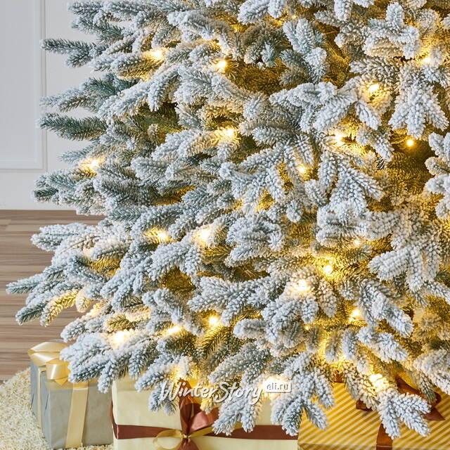 Искусственная елка с лампочками Версальская заснеженная 180 см, 334 теплые белые лампы, ЛИТАЯ 100% Max Christmas