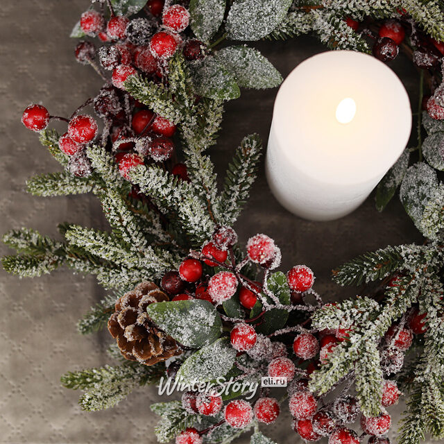 Венок заснеженный Ягодная Хвоя 40 см, ЛИТАЯ 100% Kaemingk