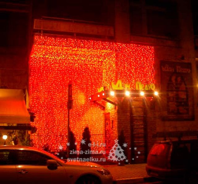 Светодиодный занавес Quality Light 1*9 м, 900 красных LED ламп, черный ПВХ, соединяемый, IP44 BEAUTY LED