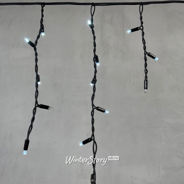 Светодиодная бахрома Legoled 3.1*0.5 м, 120 холодных LED, мерцание, черный КАУЧУК, соединяемая, IP65 BEAUTY LED