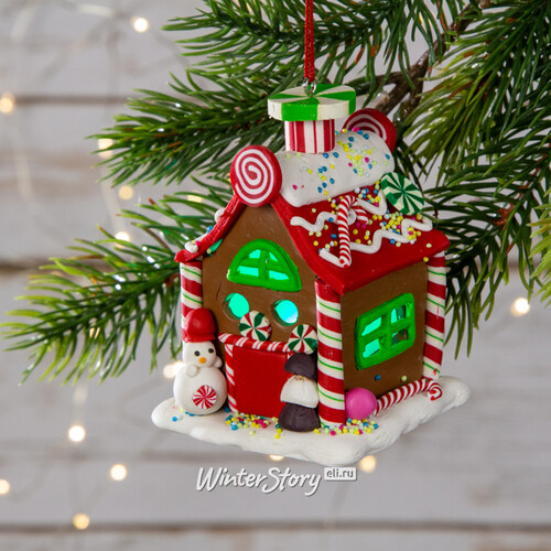 Елочное украшение "Пряничный домик со Снеговиком" коричневый, с подсветкой, 6*6*9 см, подвеска Forest Market