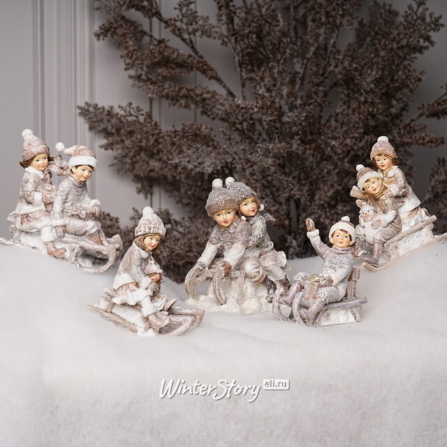 Новогодняя фигурка Winter Fun: Мальчик Дуглас с подарками на санях 11 см Goodwill