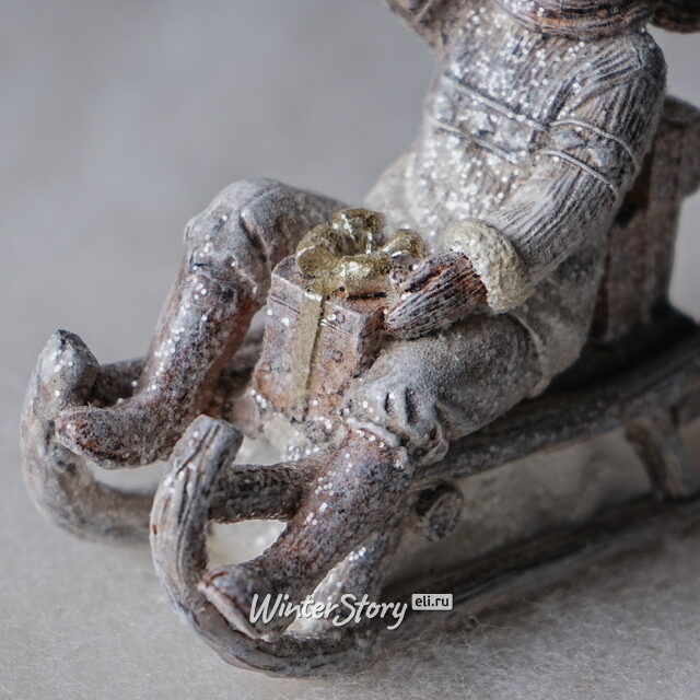 Новогодняя фигурка Winter Fun: Мальчик Дуглас с подарками на санях 11 см Goodwill