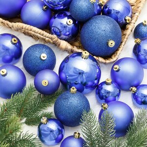 Набор пластиковых шаров Cosmo Синий Королевский, 6-10 см, 26 шт Winter Deco фото 1