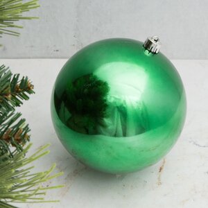 Пластиковый шар 14 см рождественский зеленый глянцевый Kaemingk/Winter Deco фото 1