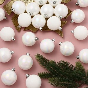 Коллекция пластиковых шаров Gracy - Белый перламутр 6 см, 30 шт Kaemingk/Winter Deco фото 1