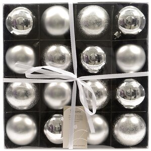 Набор пластиковых шаров Люкс 6 см серебряный,16 шт Kaemingk фото 1