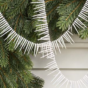 Бусы на елку Vintage Fringe - White 270 см, пластиковые Winter Deco фото 2