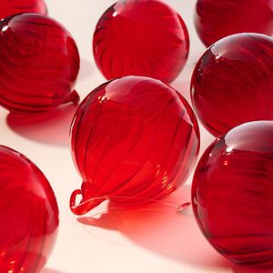 Елочные шары Fiume-Veneto: Christmas Red 8 см, 12 шт, подарочная коробка, стекло Winter Deco фото 4