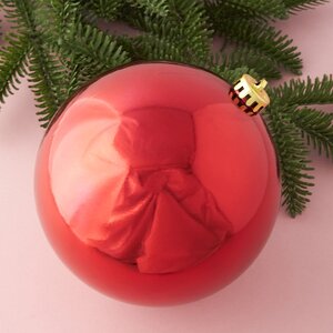 Пластиковый шар Sonder 15 см красный глянцевый Winter Deco фото 1