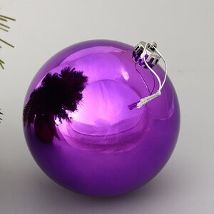 Пластиковый шар Sonder 15 см фиолетовый глянцевый Winter Deco фото 1