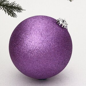 Пластиковый шар Sonder 15 см фиолетовый с блестками Winter Deco фото 1