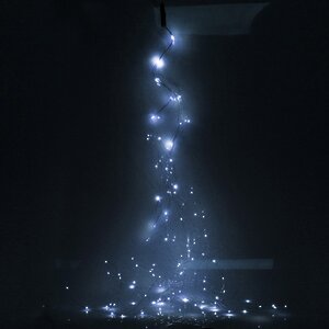 Гирлянда на елку 180-210 см Лучи Росы, 8 нитей, 160 холодных белых MINILED ламп, серебряная проволока, IP20 Serpantin фото 1